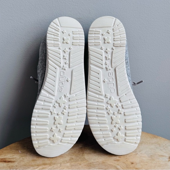 Hey Dude Wendy Linen Iron Gray Slip On Loafers Womens Size 7 Walking - Picture 8 of 10